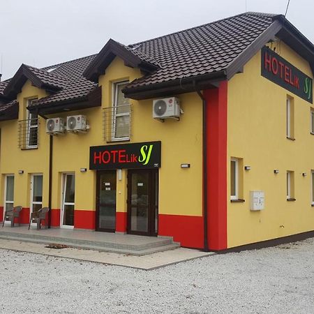 Hotelik Sj Łódź Buitenkant foto