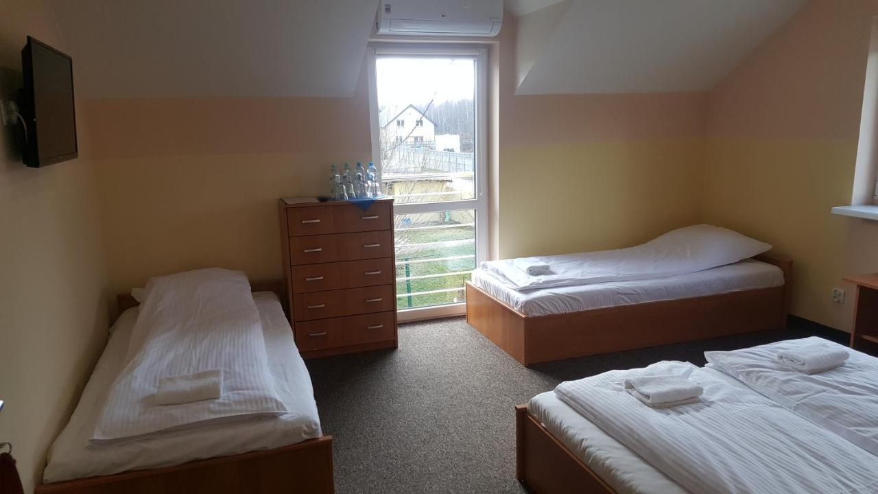 Hotelik Sj Łódź Buitenkant foto